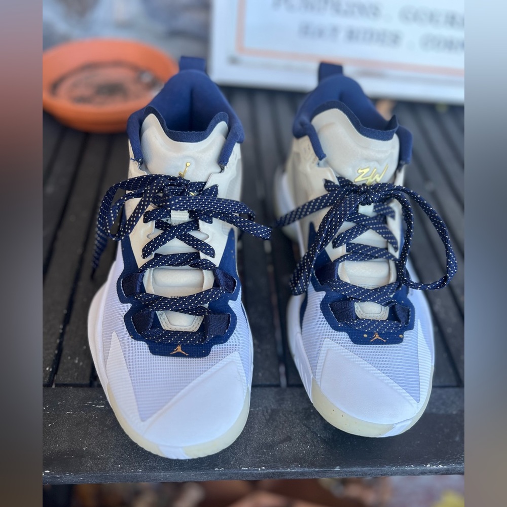 Jordan Zion 1 Pelican’s Size 6